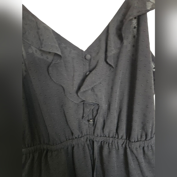 NWT Torrid Black Polka Dot Mesh Tank Size 2x - Picture 4 of 4